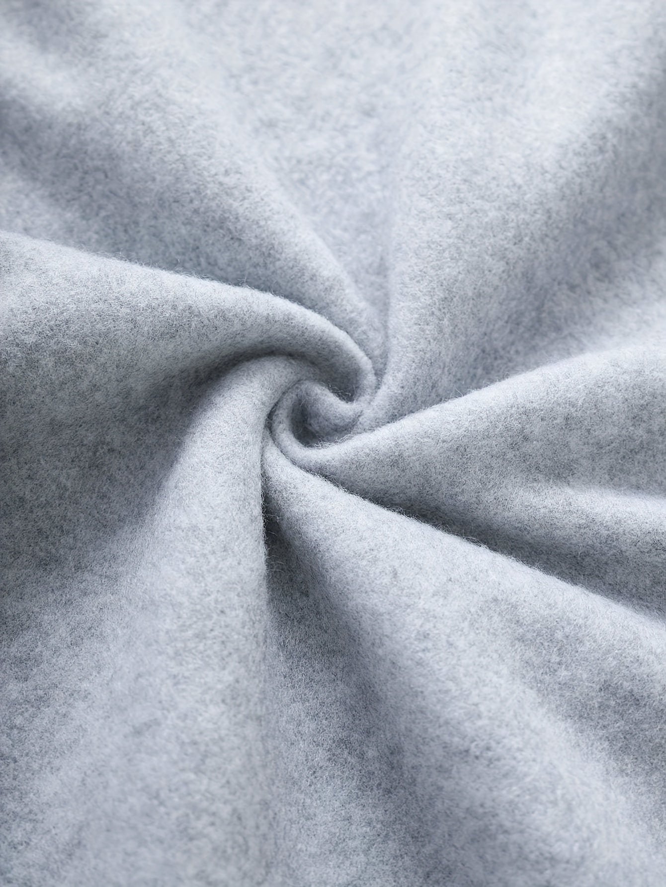 Sweat à Capuche Élégant Orientalisé – Allure Moderne & Détails Raffinés