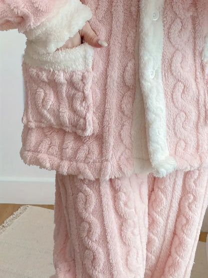 Ensemble pyjama polaire avec capuche