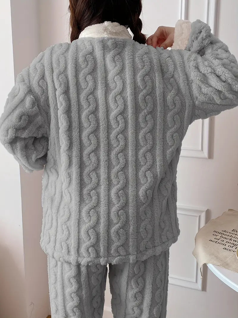 Ensemble pyjama polaire avec capuche