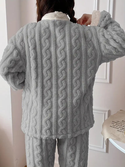 Ensemble pyjama polaire avec capuche