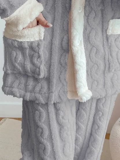 Ensemble pyjama polaire avec capuche